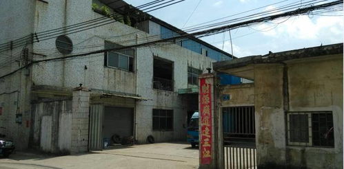 南陽一軍工廠,鼎盛時期超五千人,代號 358廠 ,現(xiàn)破舊不堪